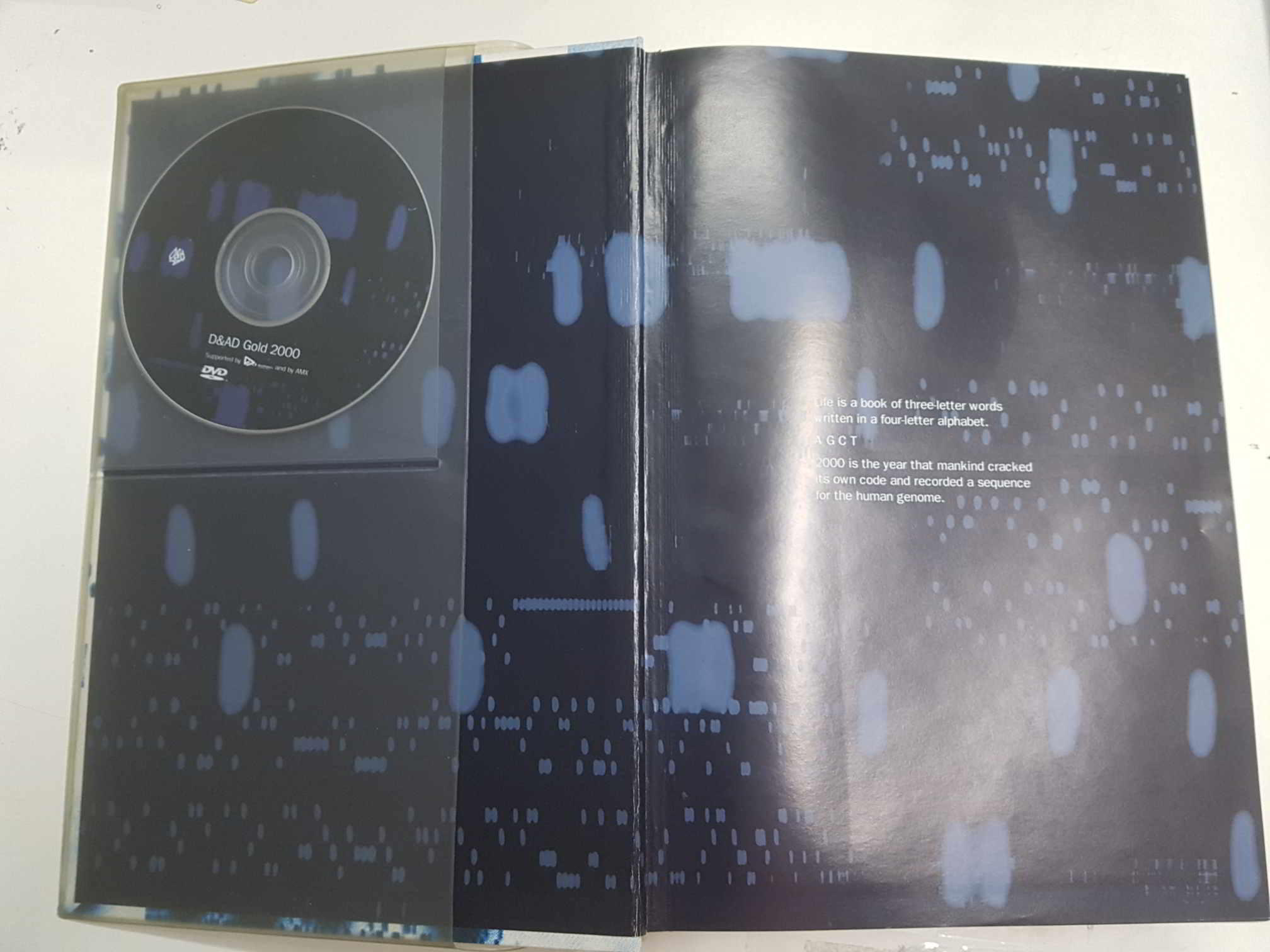 Libro de publicidad en ingles: CD ROM/DVD 2000 British Design and Art Direction Annual