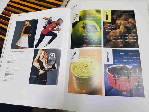 Libro en ingles, publicidad: The 77th Art Directors Annual. Contiene CD