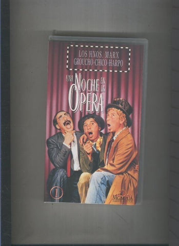 Video VHS: Los Hermanos Mark: Una noche en la opera