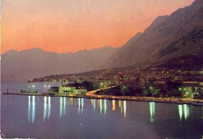 POSTAL 61484: Ciudad al anochecer