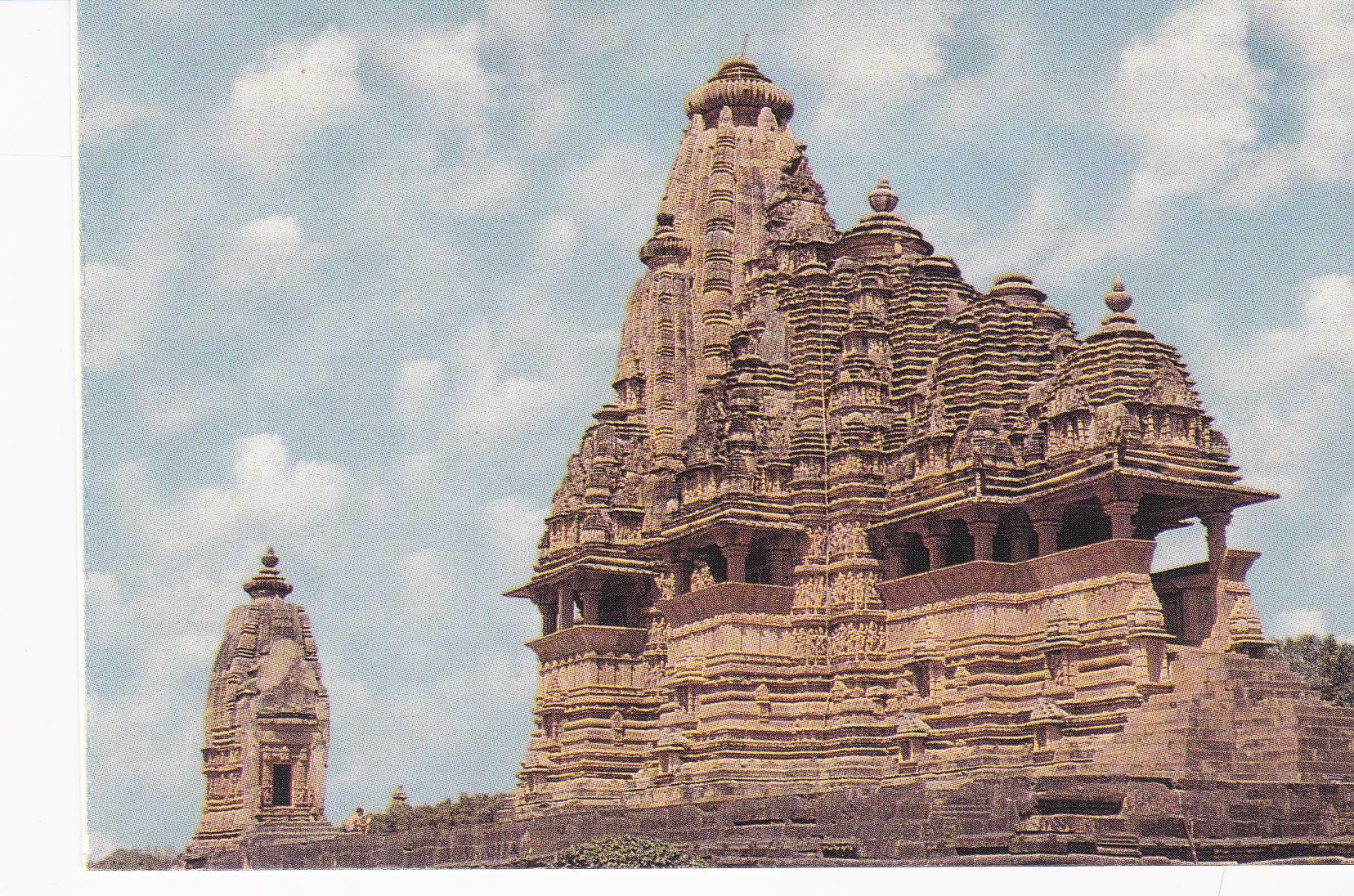 POSTAL B6122: INDIA: KHAJURAO TEMPLE