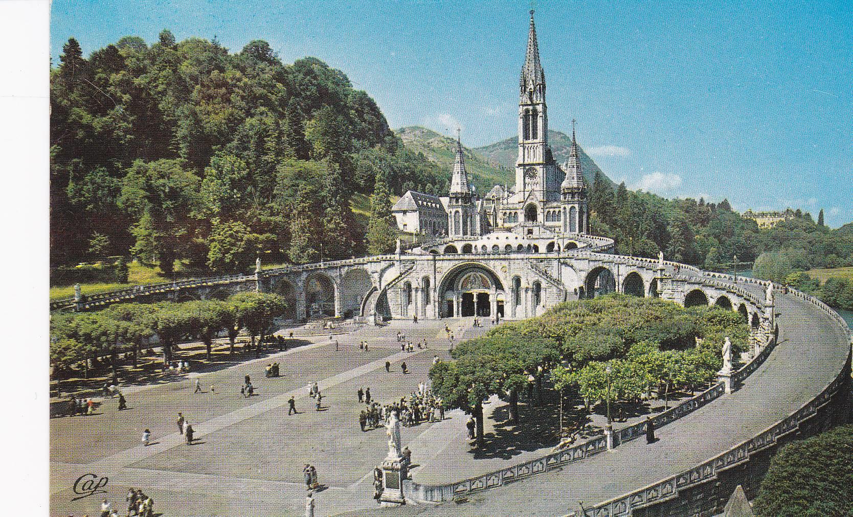 POSTAL B6204: LOURDES: LA BASILICA