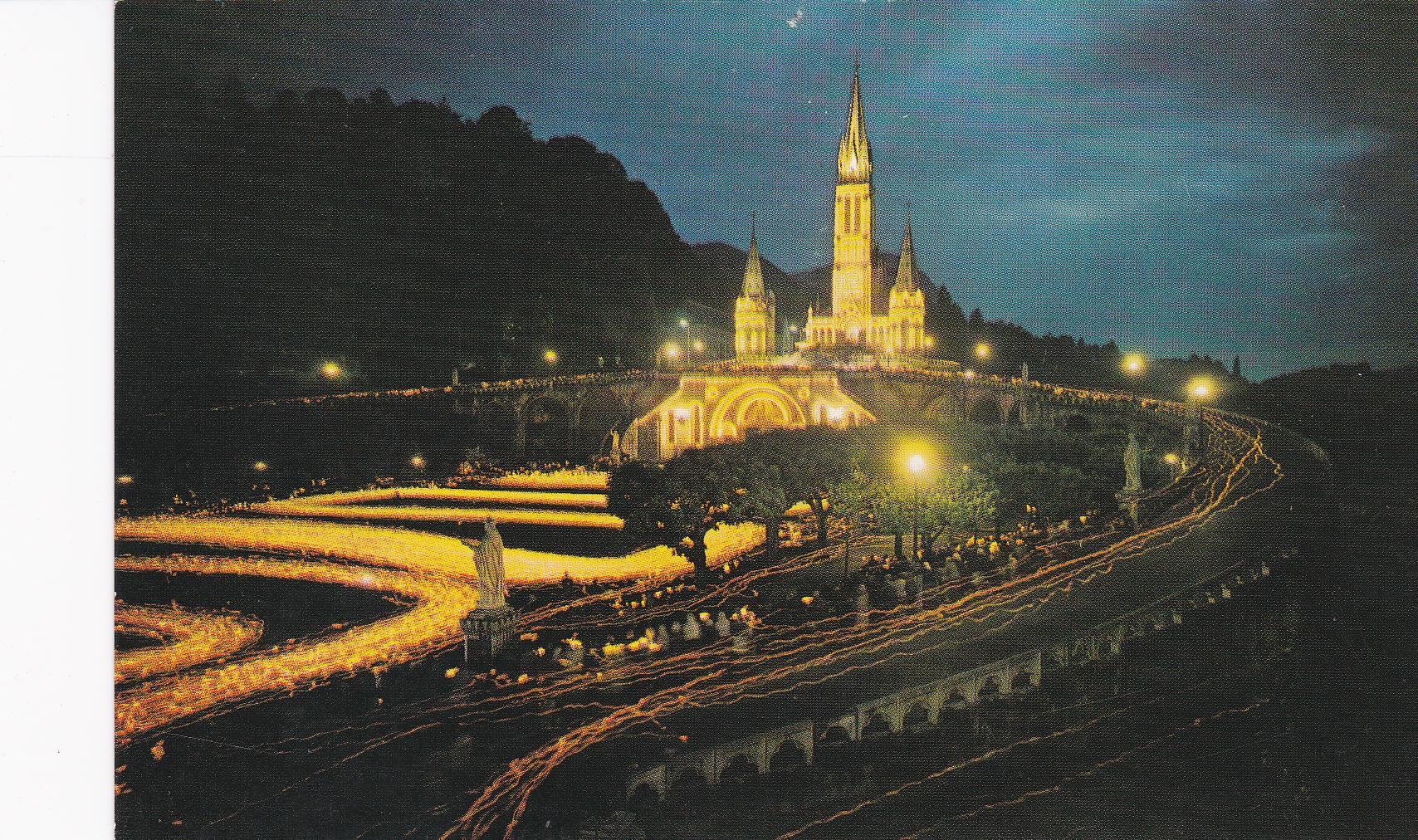 POSTAL B6226: LOURDES: VISTA NOCTURNA