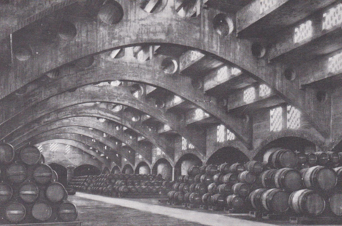 POSTAL B6244: CASA CODORNIU: UNA BODEGA