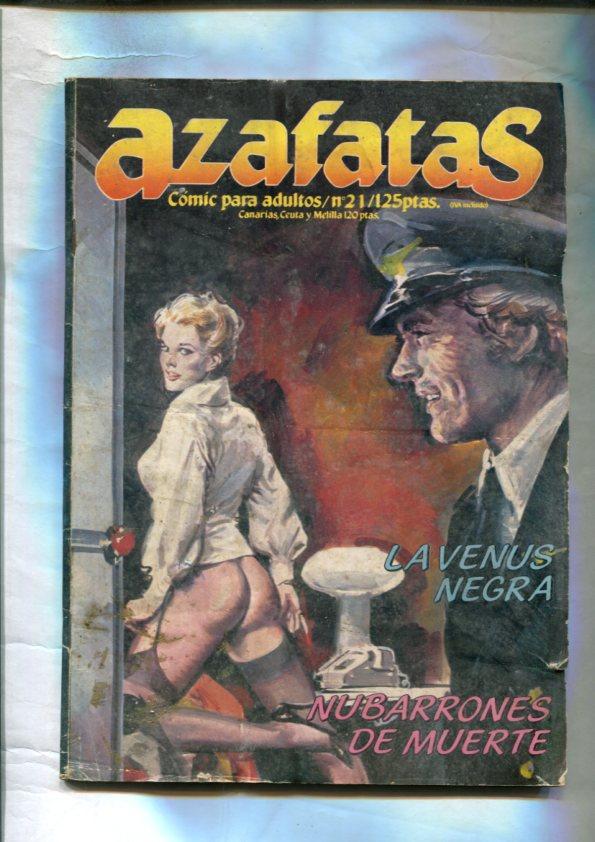 Azafatas numero 21 (numerado 1 en trasera)