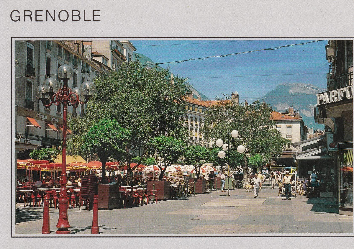 POSTAL B6295: GRENOBLE: PLACE GRENETTE