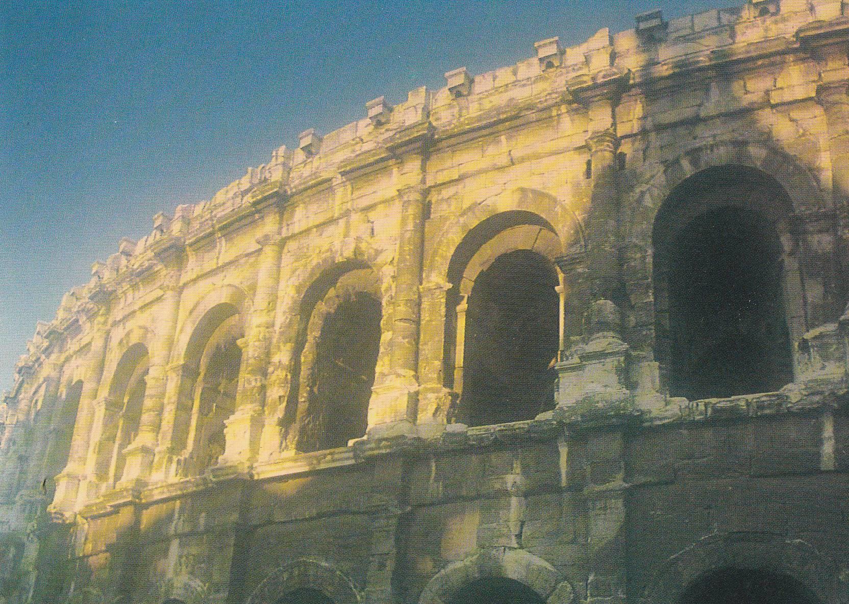 POSTAL B6324: NIMES: LES ARENES 