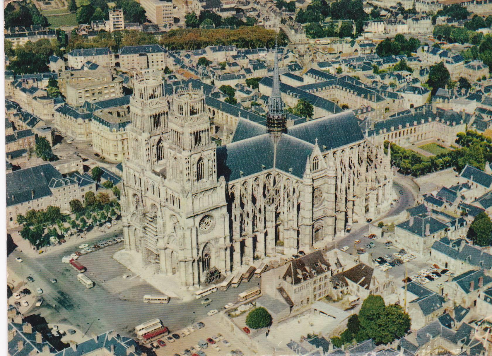 POSTAL B6326: ORLEANS: CATEDRAL SAINTE CROIX