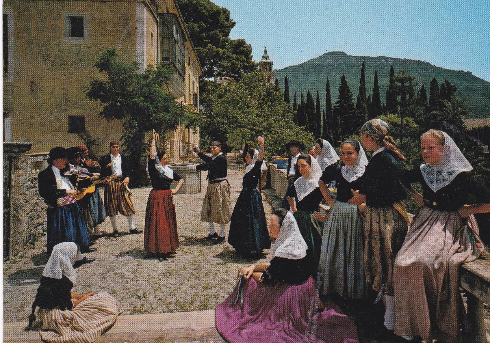 POSTAL B6380: VALLDEMOSA: BAILES TIPICOS