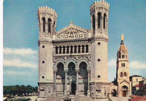 POSTAL B6416: LYON: BASILICA