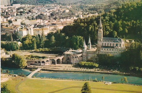 POSTAL B6428: LOURDES: VISTA AEREA