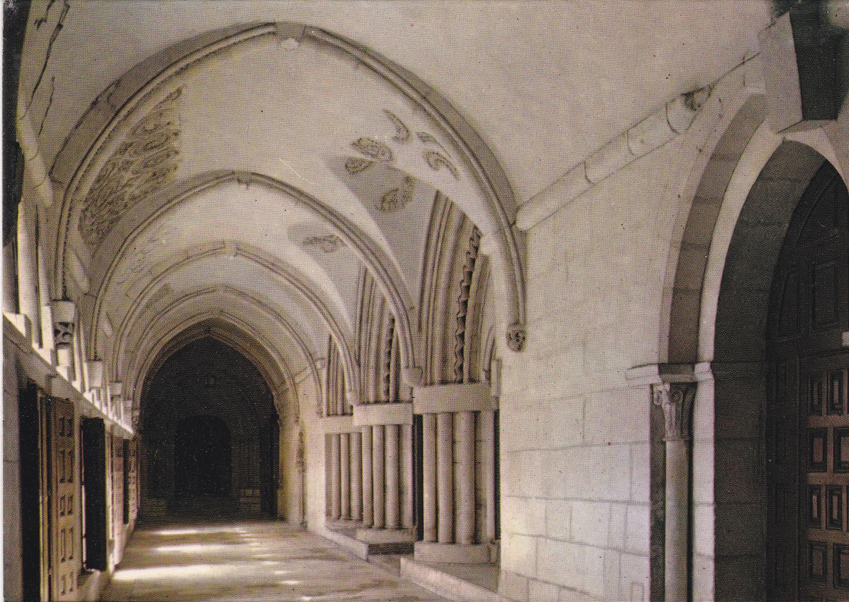 POSTAL B6562: BURGOS: MONASTERIO DE LAS HUELGAS REALES. CLAUSTRO DE ENTRADA SALA CAPITULAR