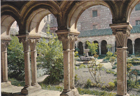 POSTAL B6564: BURGOS: MONASTERIO DE LAS HUELGAS REALES. CLAUSTRILLAS
