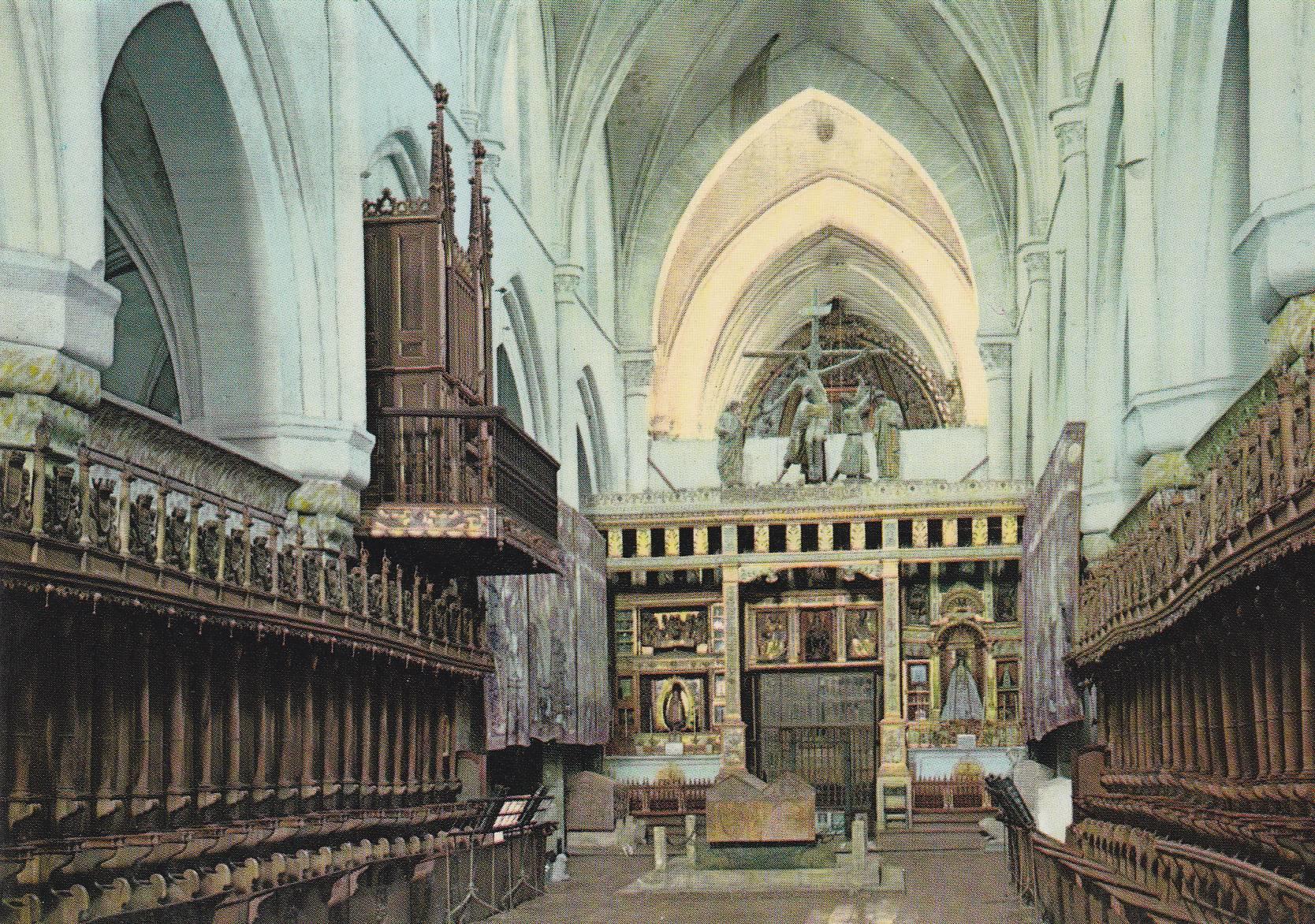 POSTAL B6565: BURGOS: MONASTERIO DE LAS HUELGAS REALES. NAVA CENTRAL Y CORO