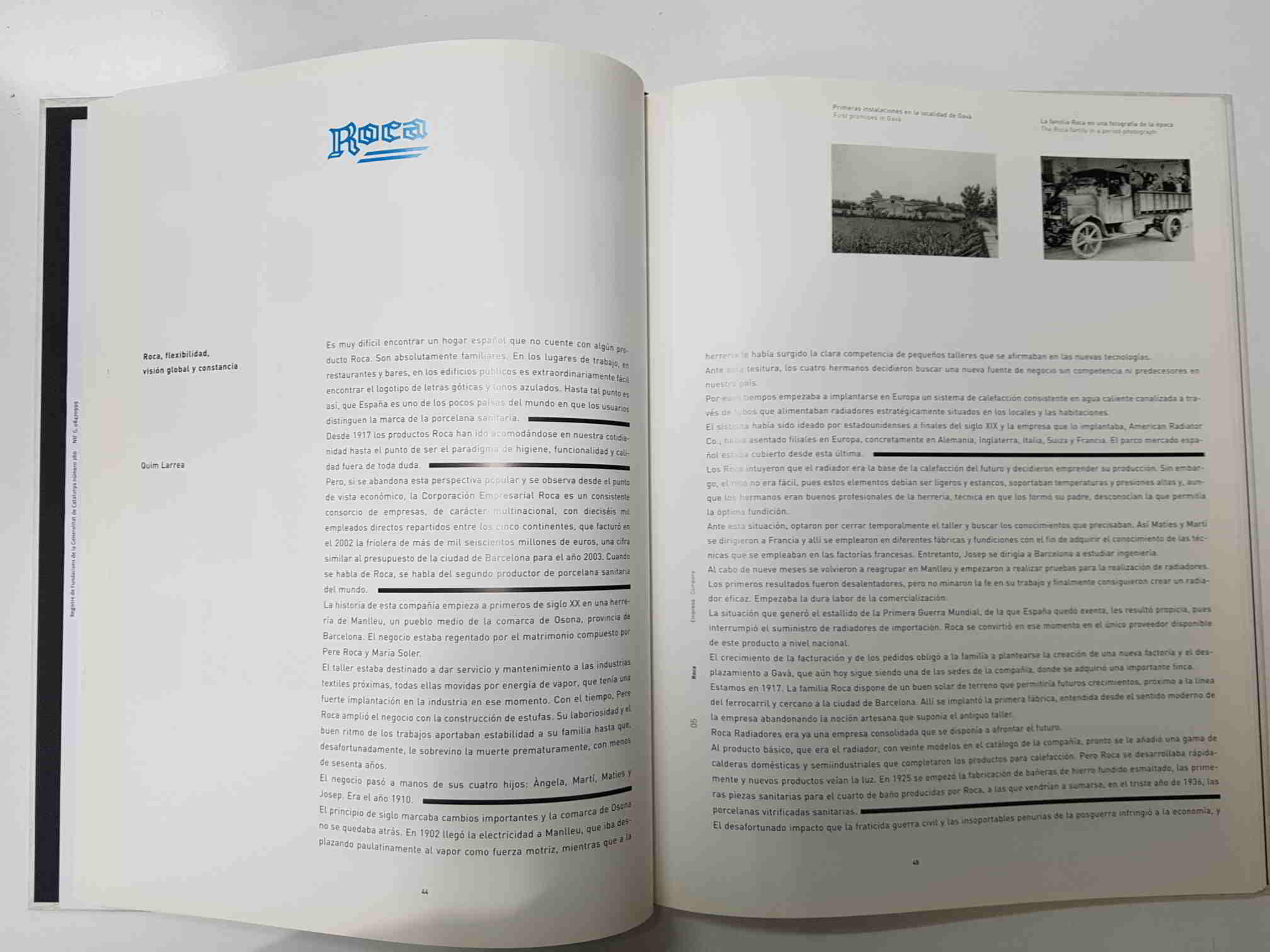 Libro: Premios Nacionales de Diseño 2002. Empresa Company Roca, diseñador: Isidro Ferrer