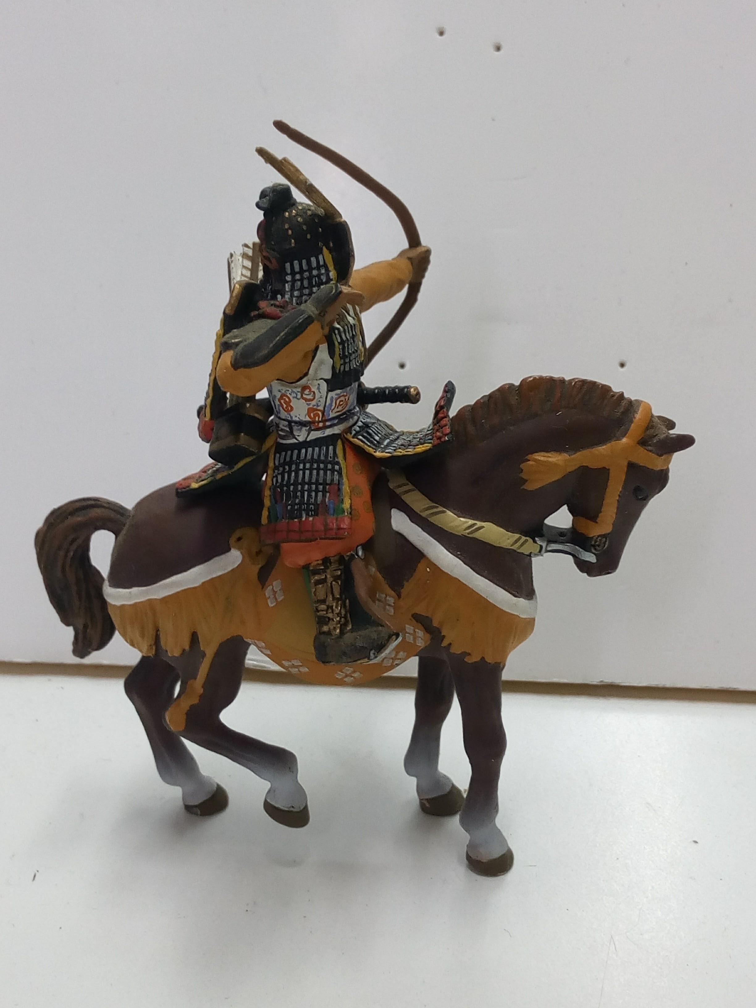 Figura metal de Jinete Barbaro