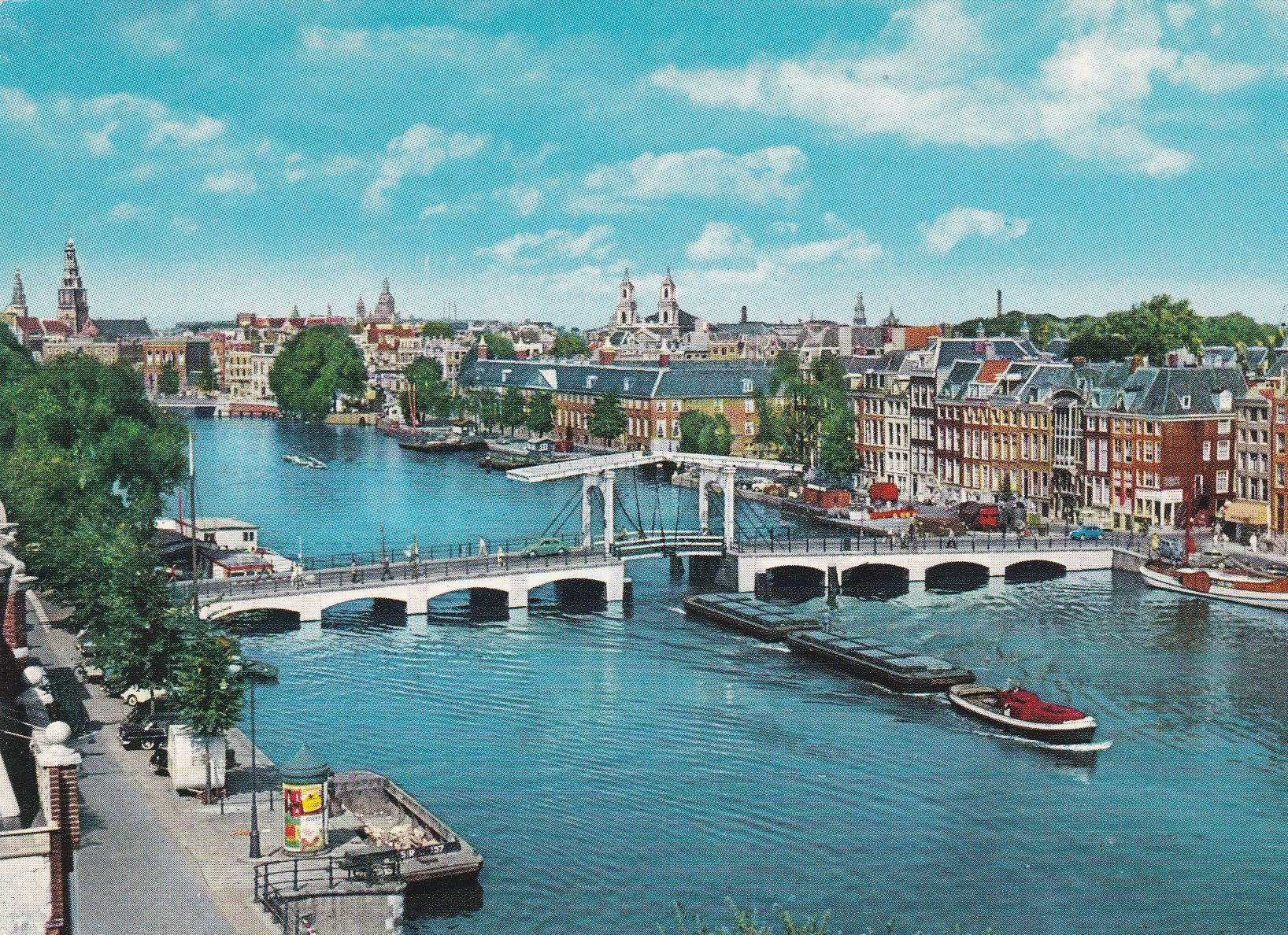 POSTAL B6826: AMSTERDAM: VISTA AEREA 