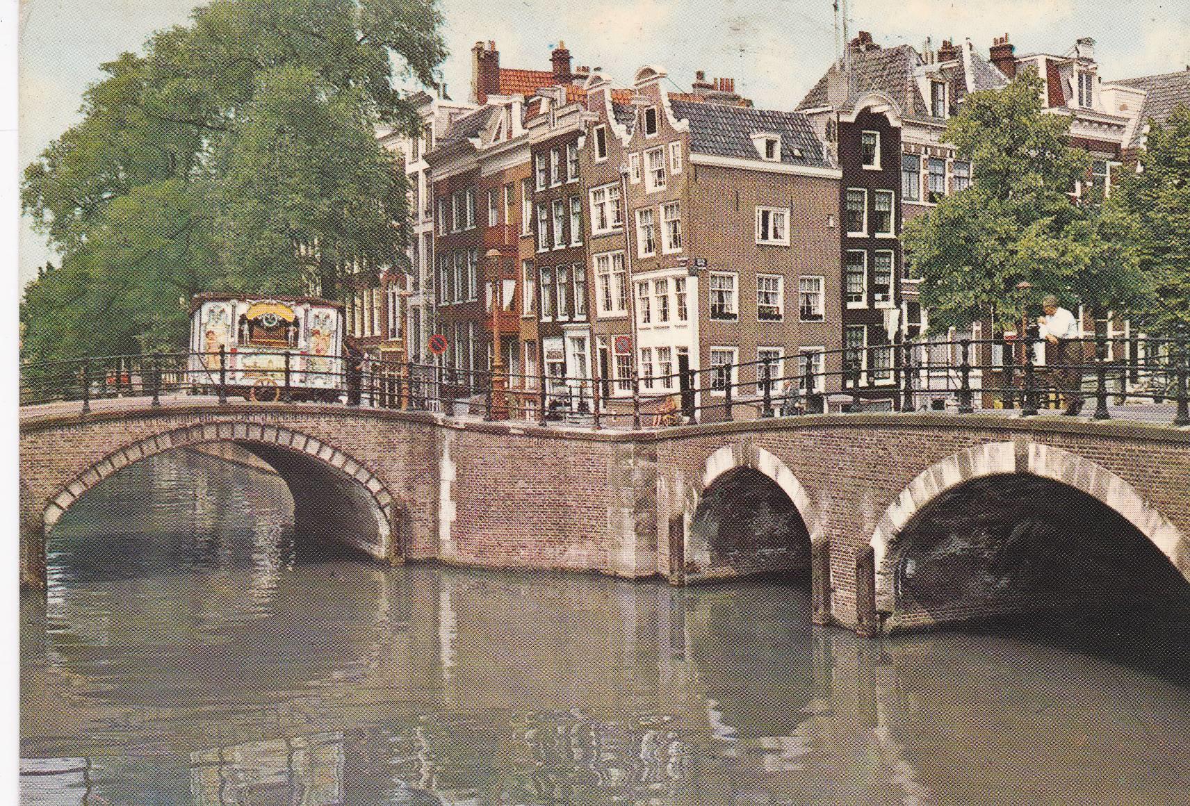 POSTAL B6835: AMSTERDAM: KEIZERSGRACHT