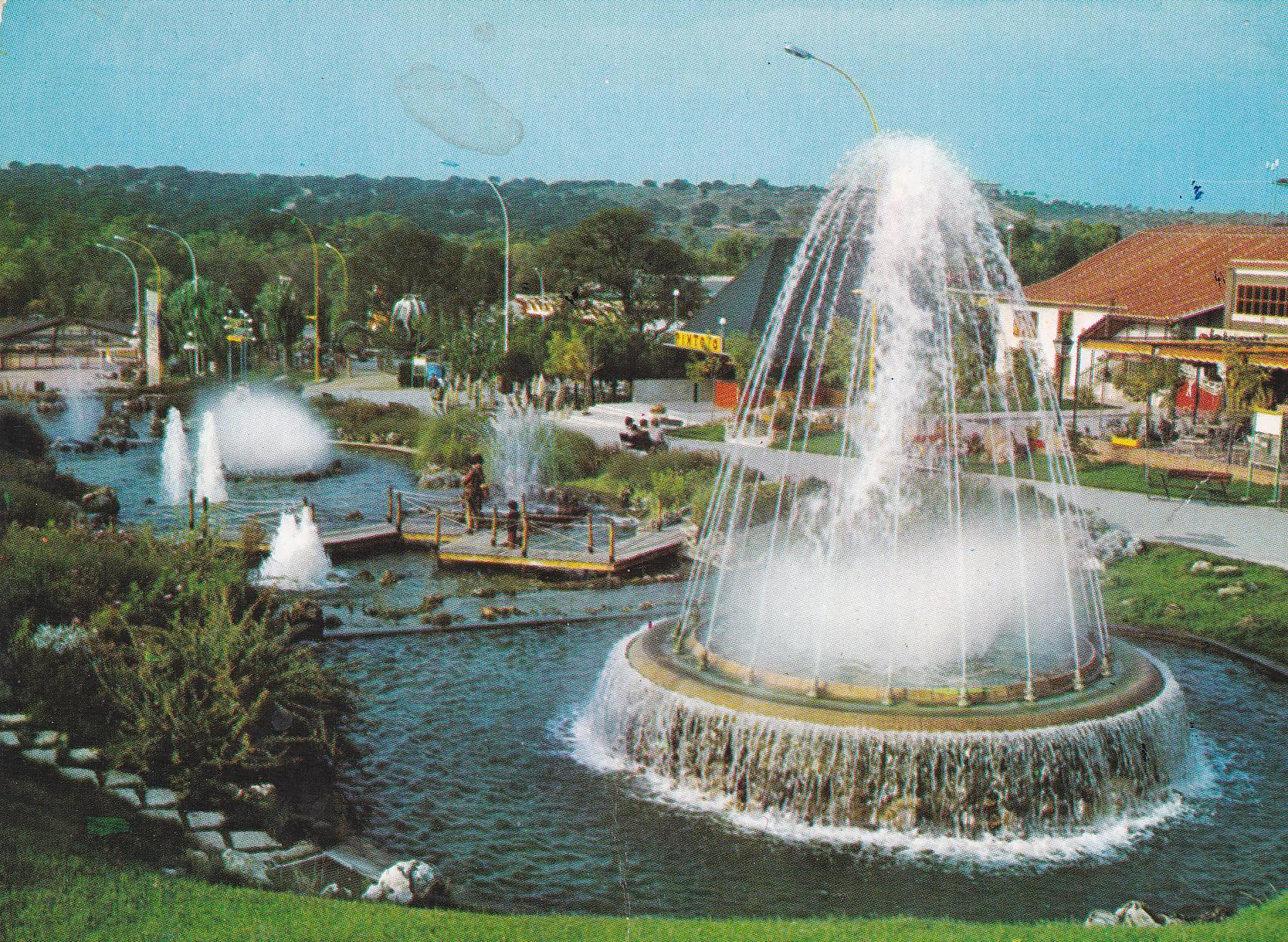 POSTAL B6852: MADRID: PARQUE DE ATRACCIONES