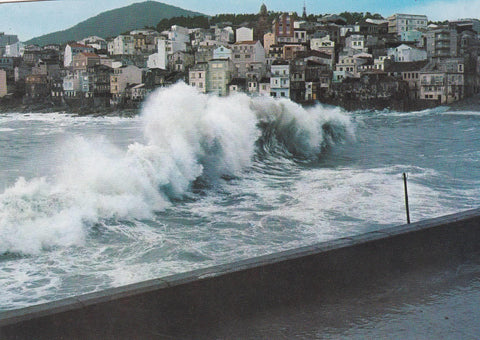 POSTAL B6888: LA GUARDIA: ROMPEOLAS