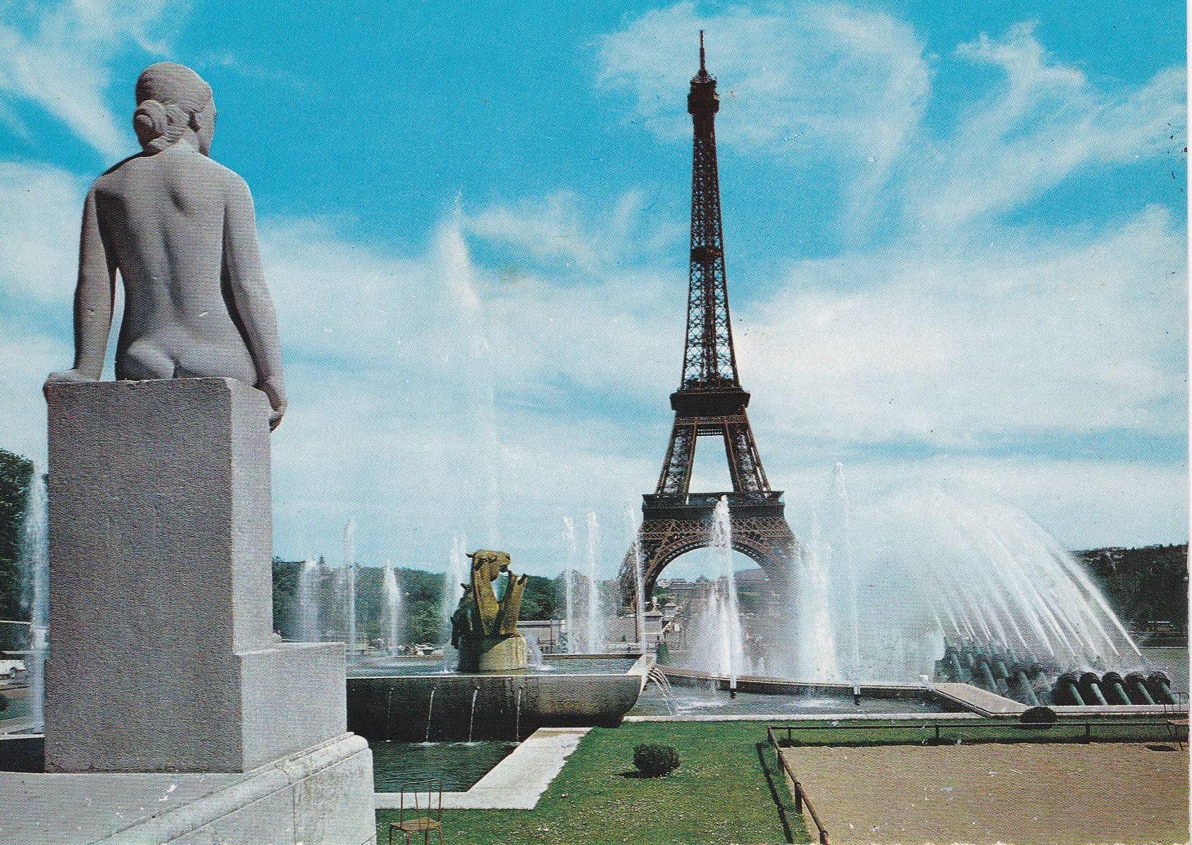 POSTAL B6914: PARIS: LA TORRE EIFFEL