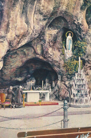 POSTAL B7177: LOURDES: GRUTA DEL MILAGRO