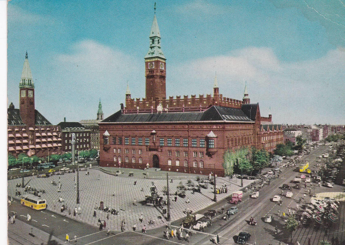 POSTAL B7373: DINAMARCA: TOWN HALL SQUARE