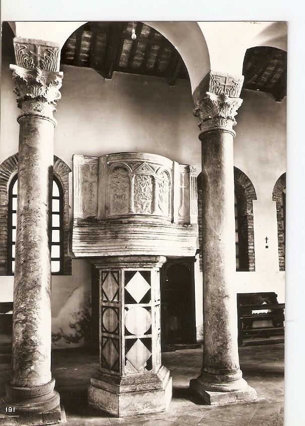 Postal 036267 : Ravenna. The Holy Spirits Church ( VI century) - Ambo and Columns With Capitals and of Theodorics time