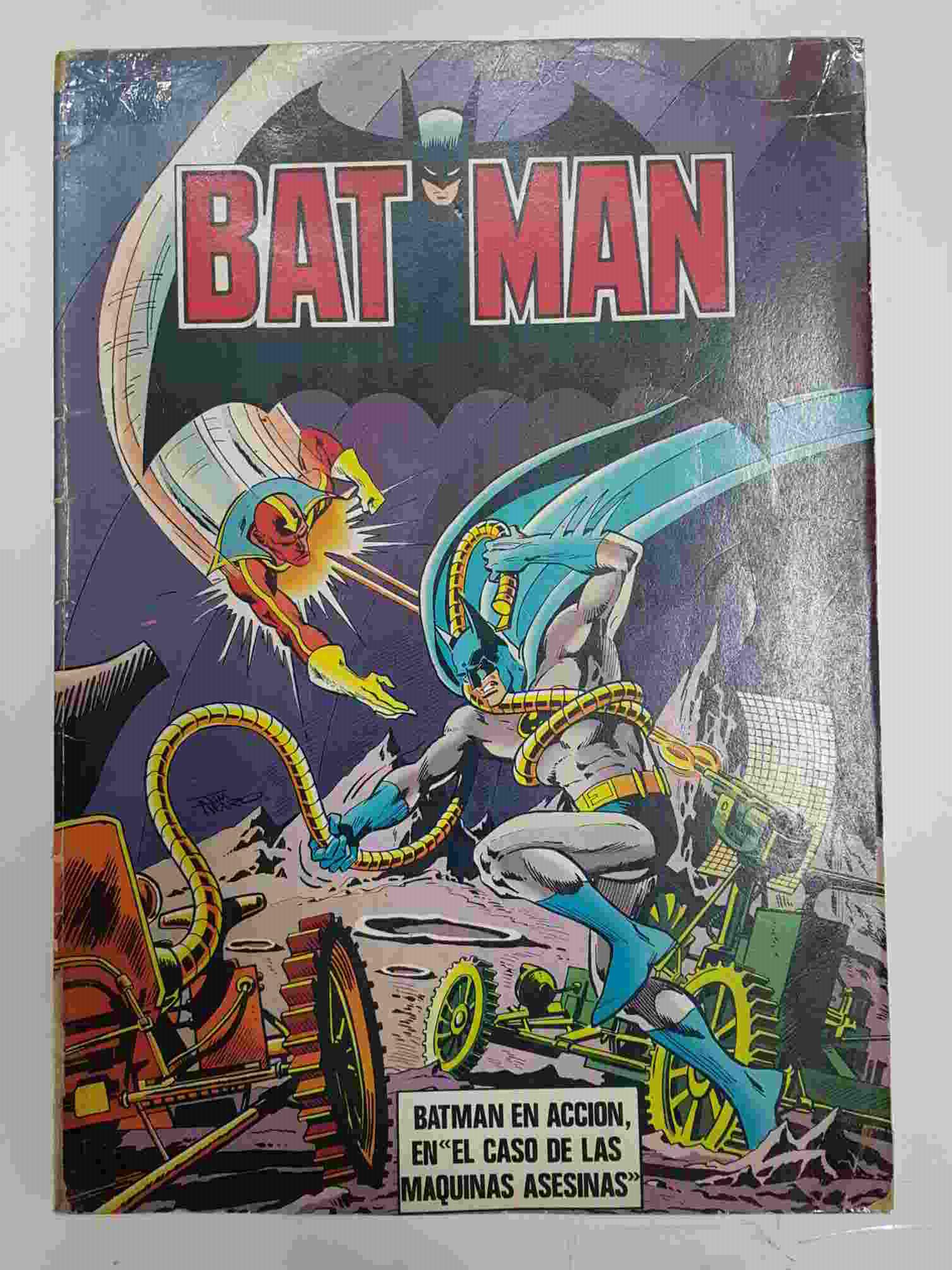Comic, Album Batman num 04. Batman y Tornado Rojo. La amenaza de las maquinas asesinas