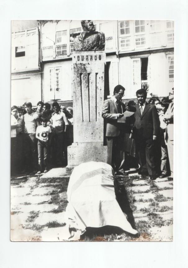 Foto Prensa numero 184: Restos mortales del poeta Celso Emilio Ferreiro