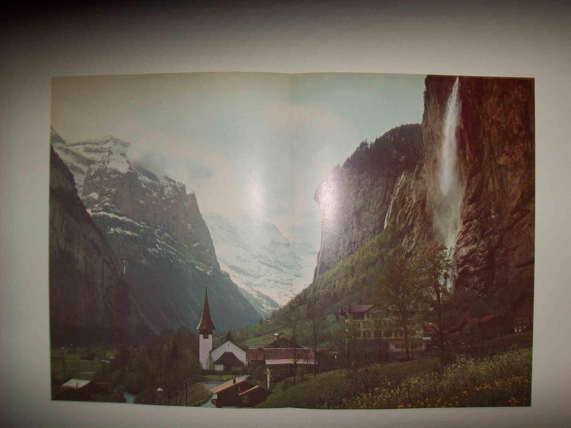 LAMINA 10986: Lauterbrunnen Suiza
