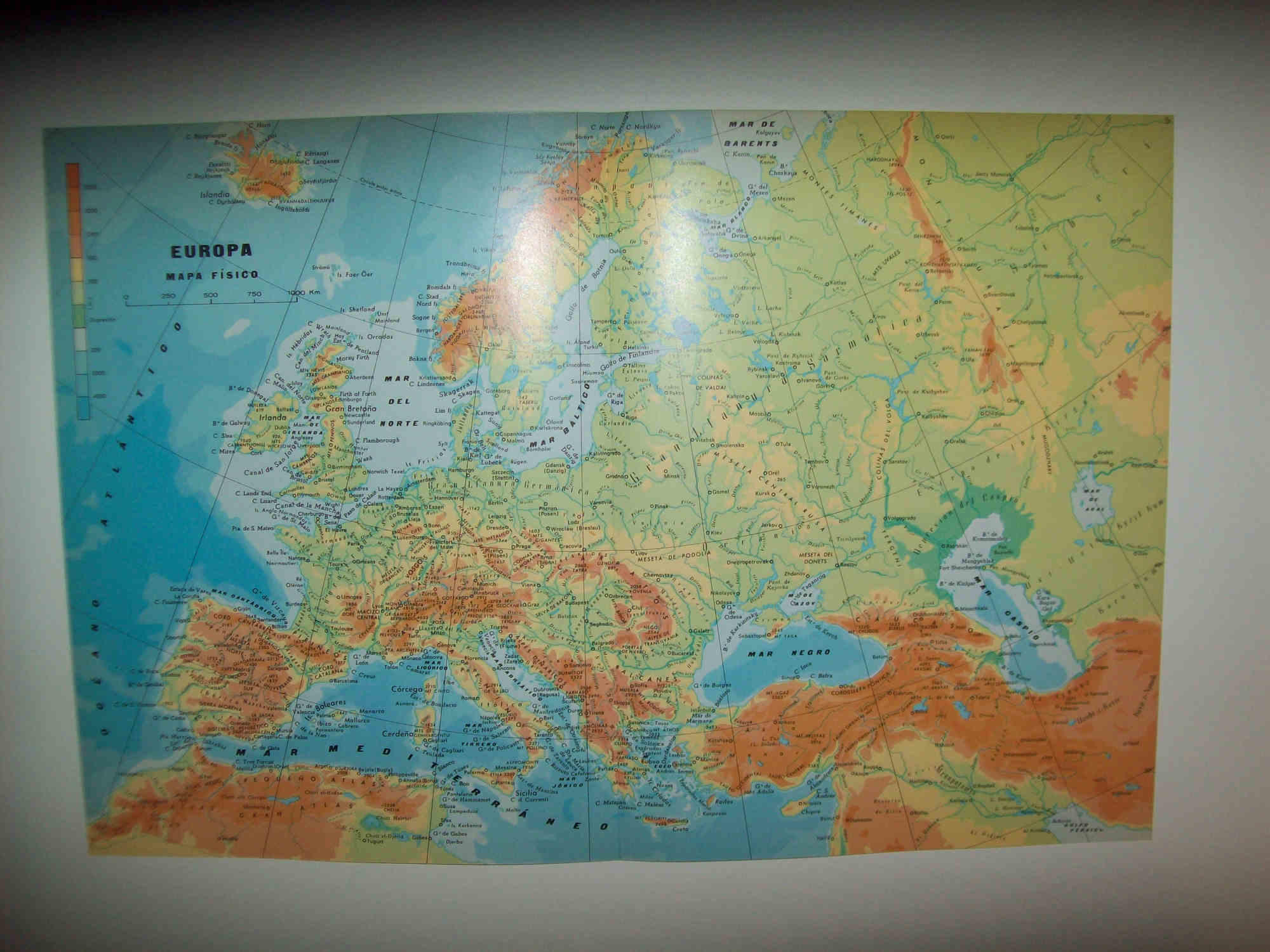 LAMINA 11050: Mapa fisico de Europa