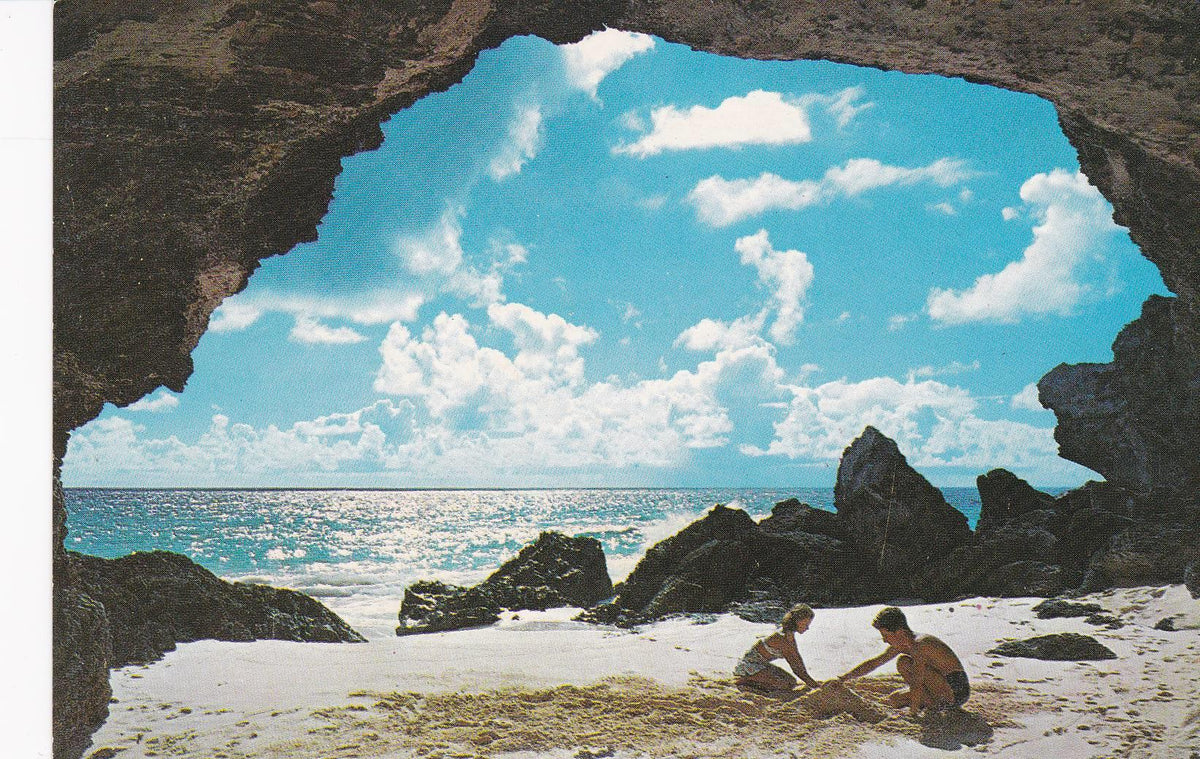POSTAL B7437: BERMUDAS: PLAYA PARADISIACA