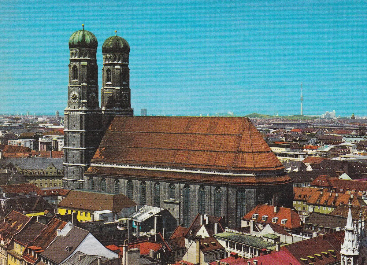 POSTAL B7446: MUNIC: DOM FREUENKIRCHE