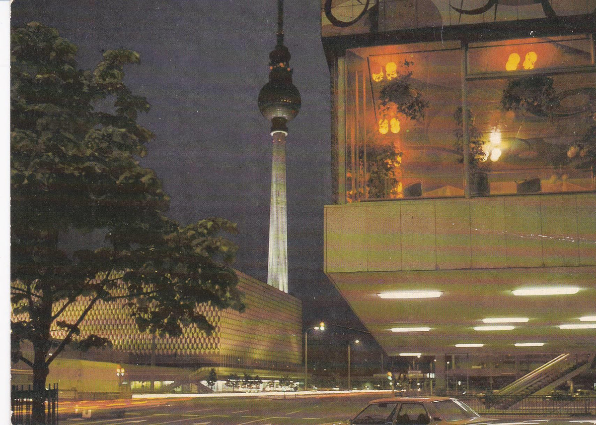 POSTAL B7453: BERLIN: AVENIDA KARL LIEBKNECHT
