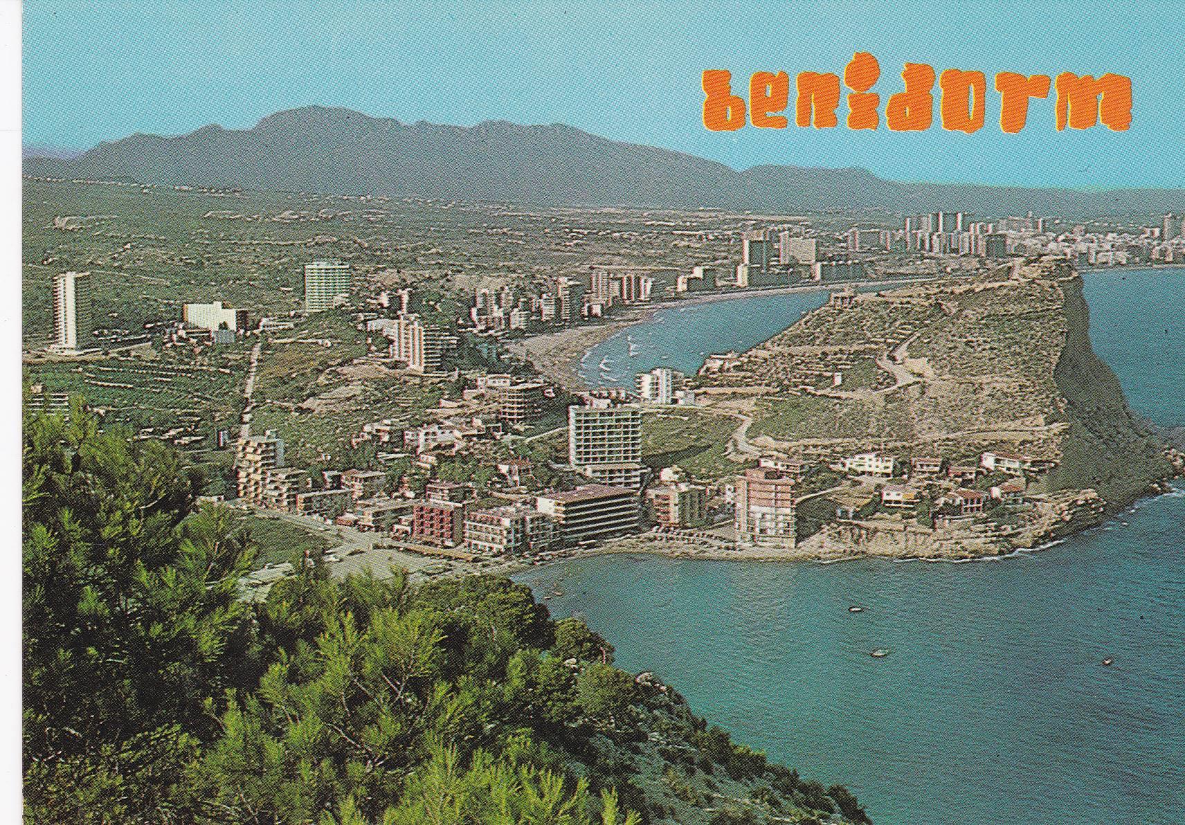 POSTAL B7586: BENIDORM: CALA FINESTRAT