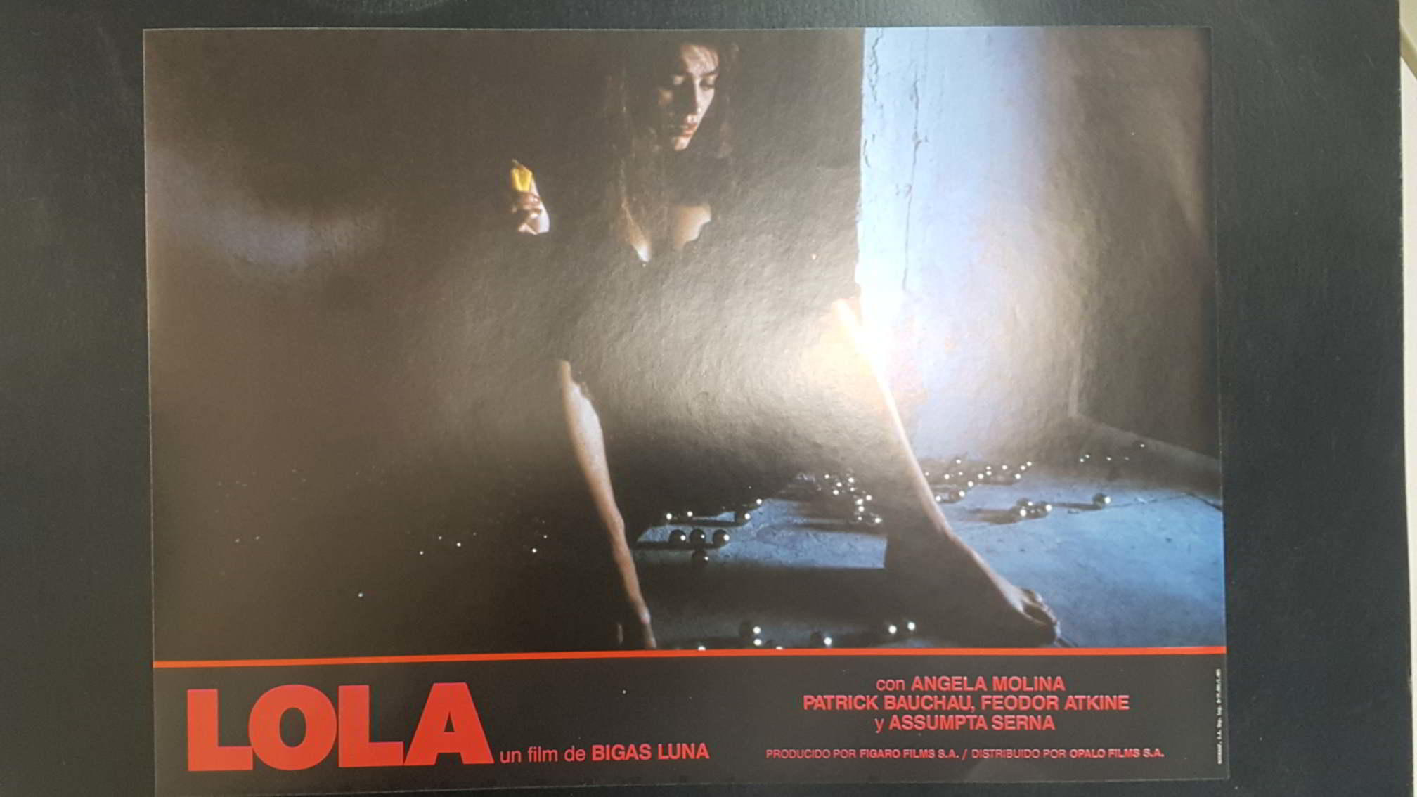 Poster pelicula: Lola (numerado 06) un film de Bigas Luna con Angela Molina, Patrick Bauchau, Feoder Atkine
