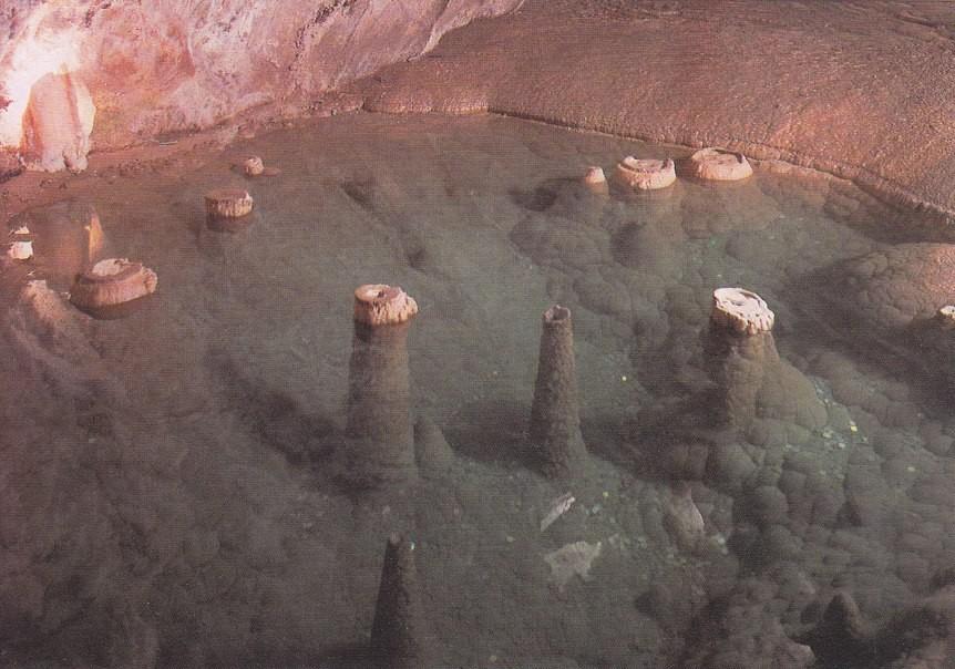 Postal 60515. Gruta de las Maravillas. Detalle lago Esmerlada. Aracena (Huelva)