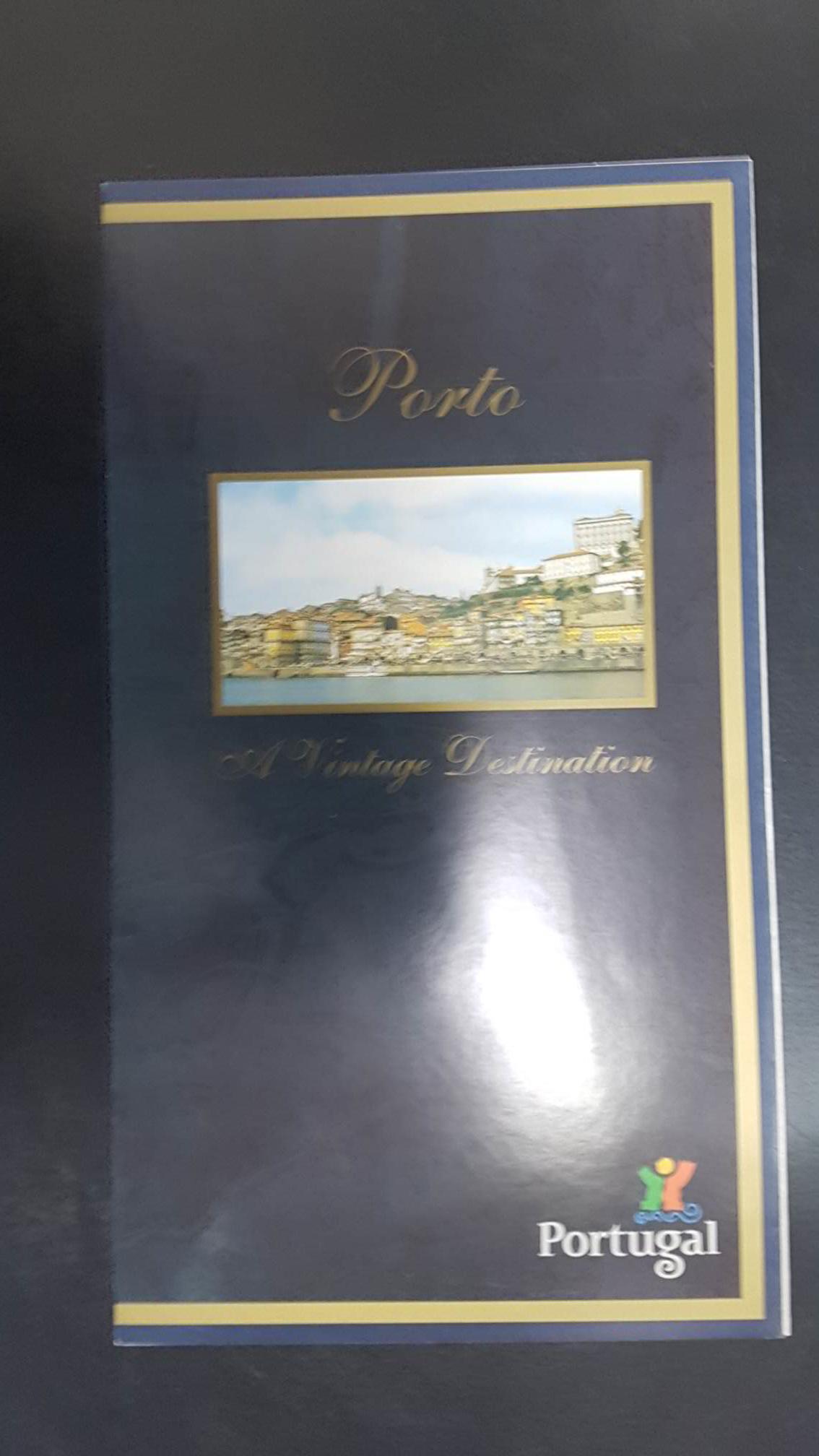 folleto: Porto, a Vintage Destination - Portugal