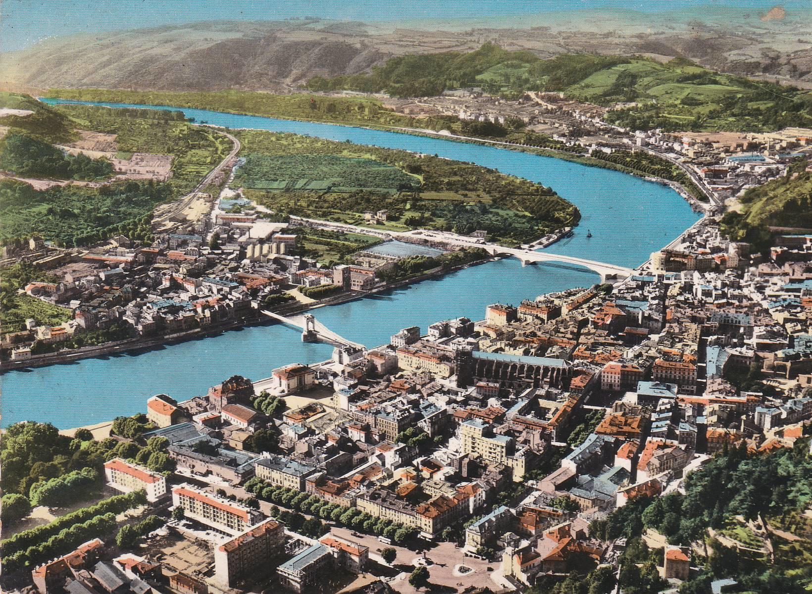 POSTAL B7706: VIENNE SUR LE RHONE