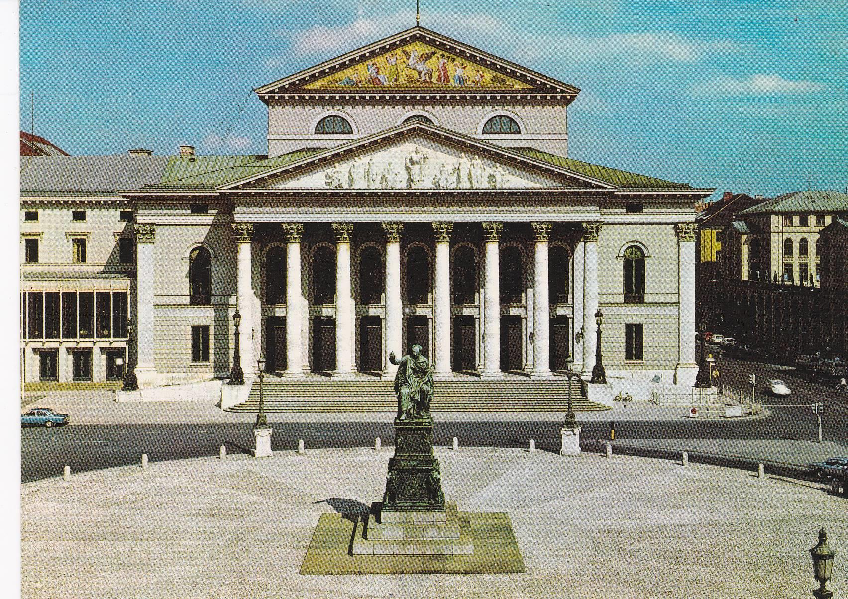 POSTAL B7754: MUNIC: TEATRO NACIONAL