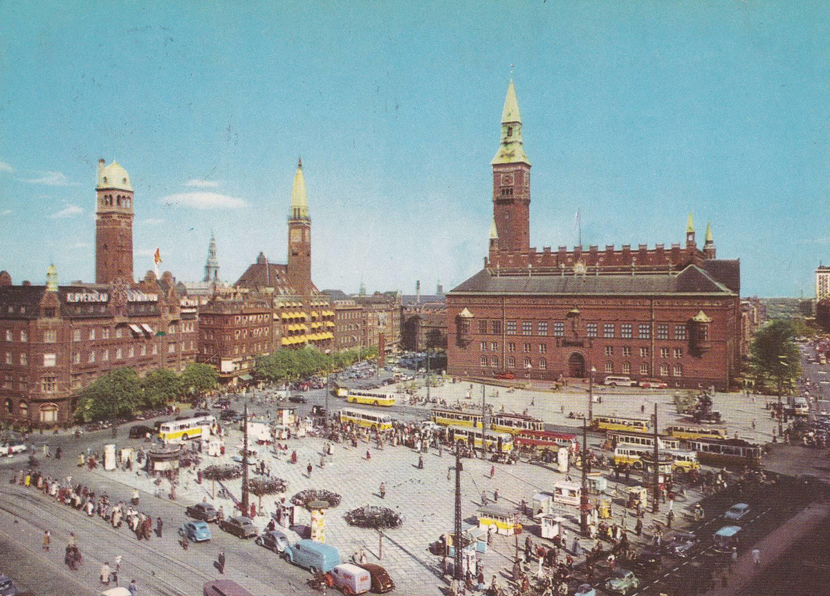 POSTAL B7793: DINAMARCA: TOWN HALL SQUARE