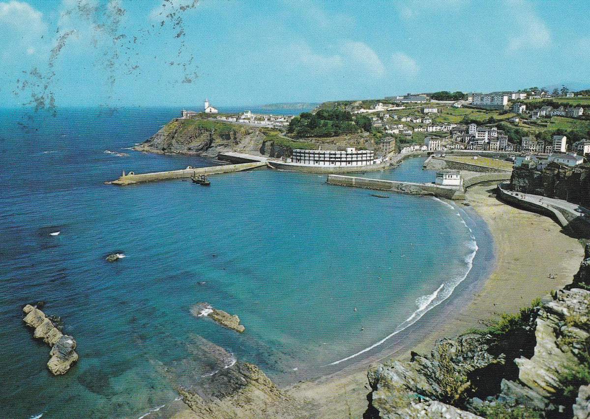 POSTAL B7916: LUARCA: VISTA PARCIAL