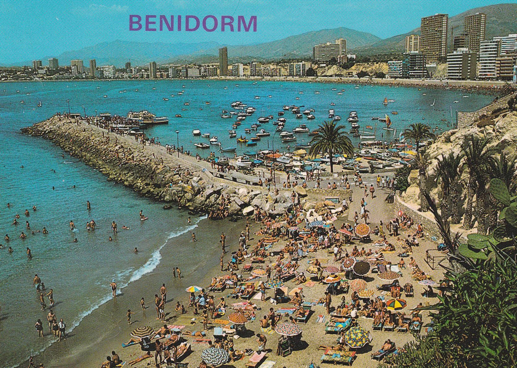 POSTAL B7919: BENIDORM: PLAYA PONIENTE
