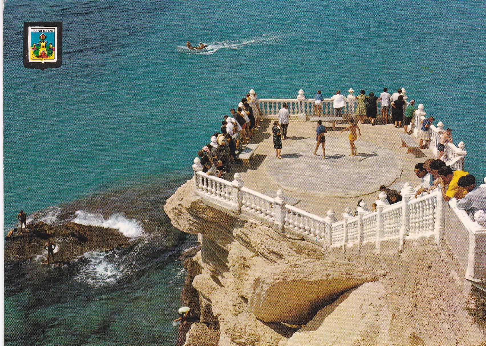 POSTAL B7921: BENIDORM: MIRADOR DEL CASTILLO