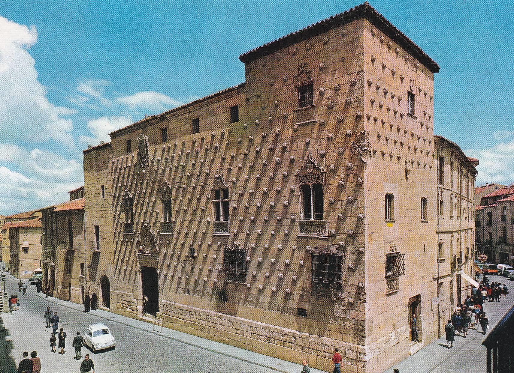 POSTAL B7928: SALAMANCA: CASA DE LAS CONCHAS