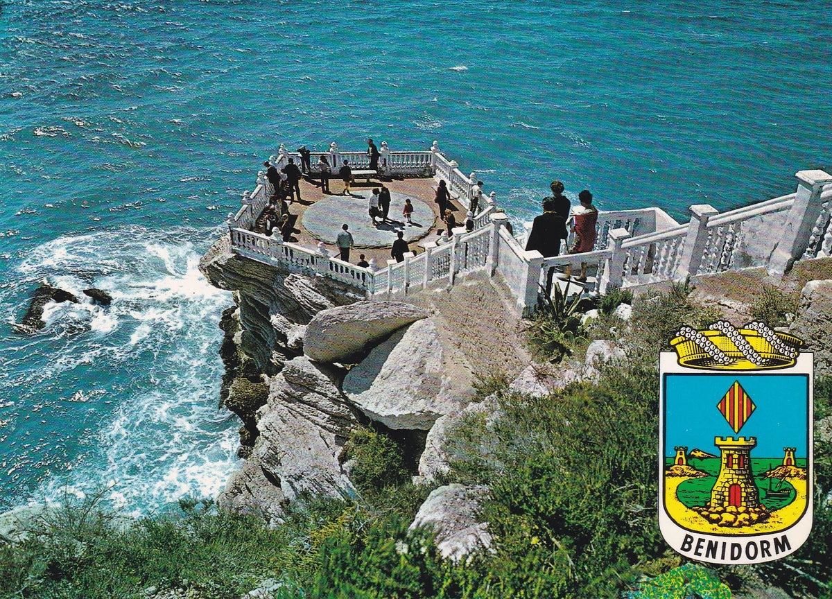 POSTAL B7930: BENIDORM: PLAZOLETA DEL CASTILLO