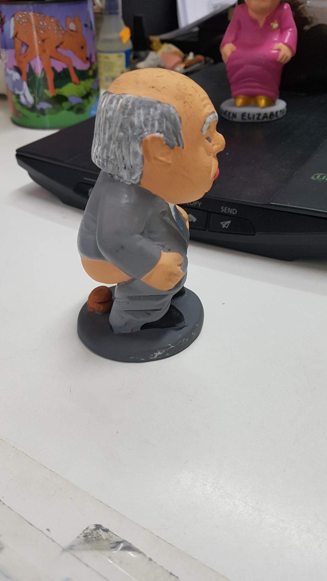 Figura de barro: Caganer Jordi Pujol. Fet a mafet a Catalunya, Anna Maria Pla