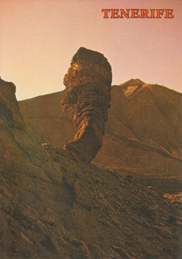 Postal 60272: Arbol de piedra y el Teide (Tenerife)