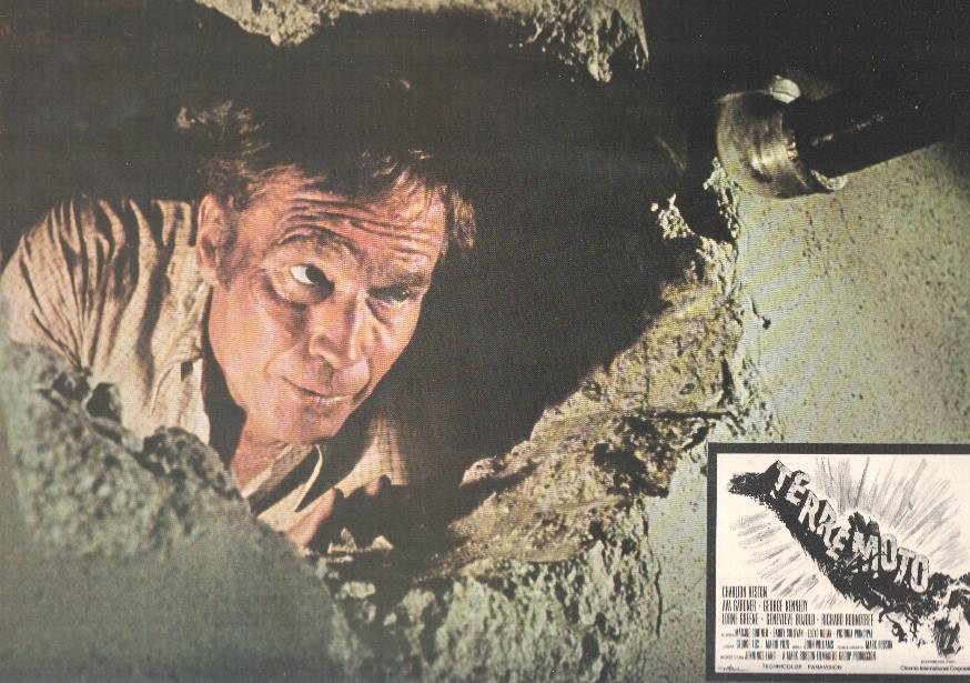 Caratula de cine: TERREMOTO / Earthquake , (numerado 10 en trasera)